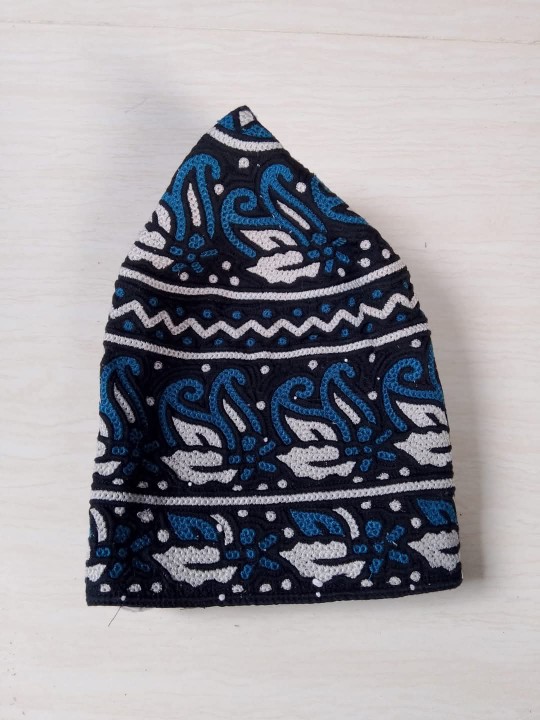 Wholesale Omnai Barkati Prayer Caps , Block Fabric Muslim Hats