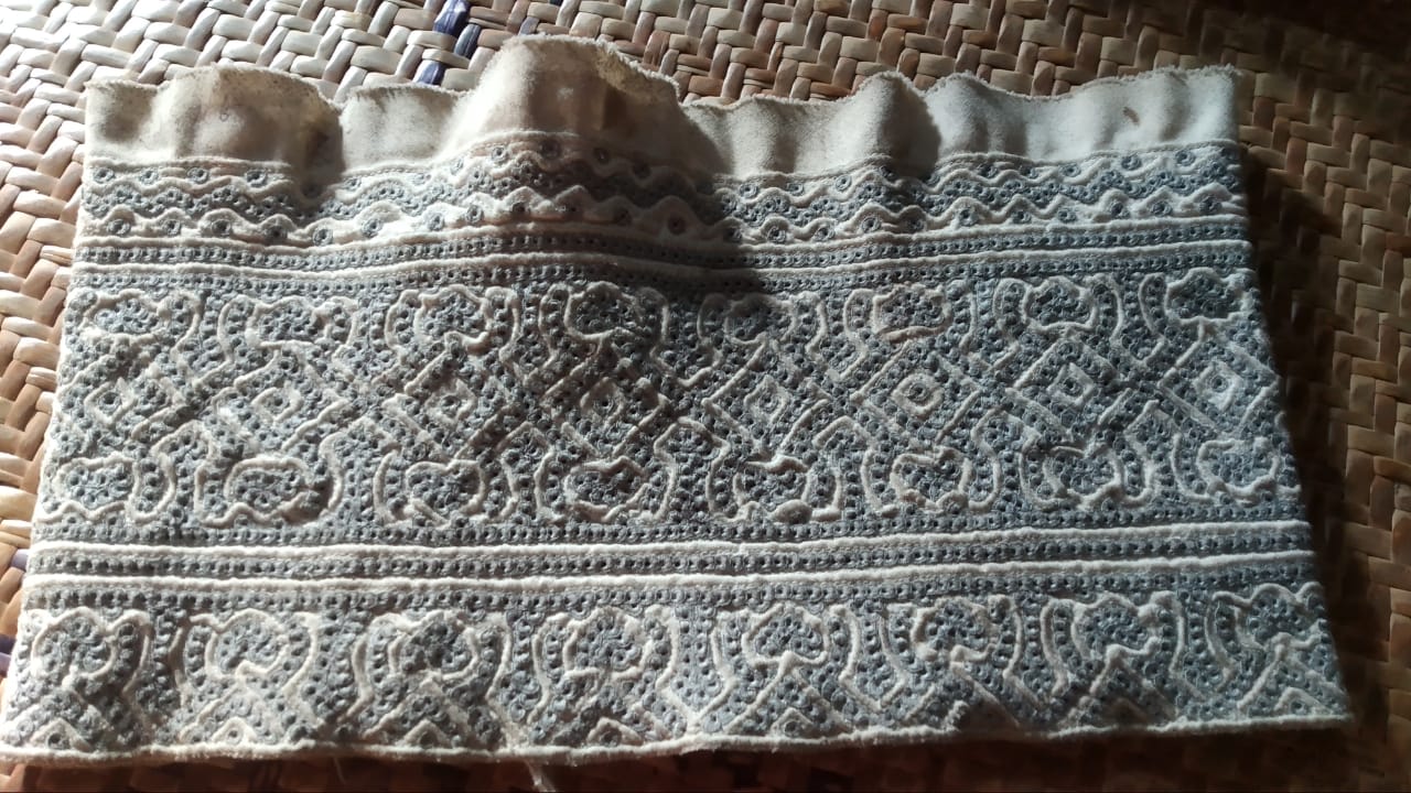 Special Omnai Handmade Kumma , Woven with Passion