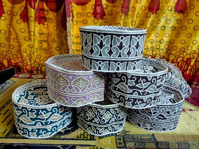 Luxurious Omani Kumma for Men, Intricate Computer Design