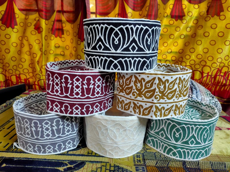 Best Quality Omani Computer Cap Topi Kumma for Ramadan