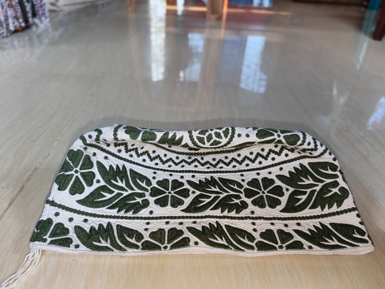 Exclusive White Omani Khumma Caps
