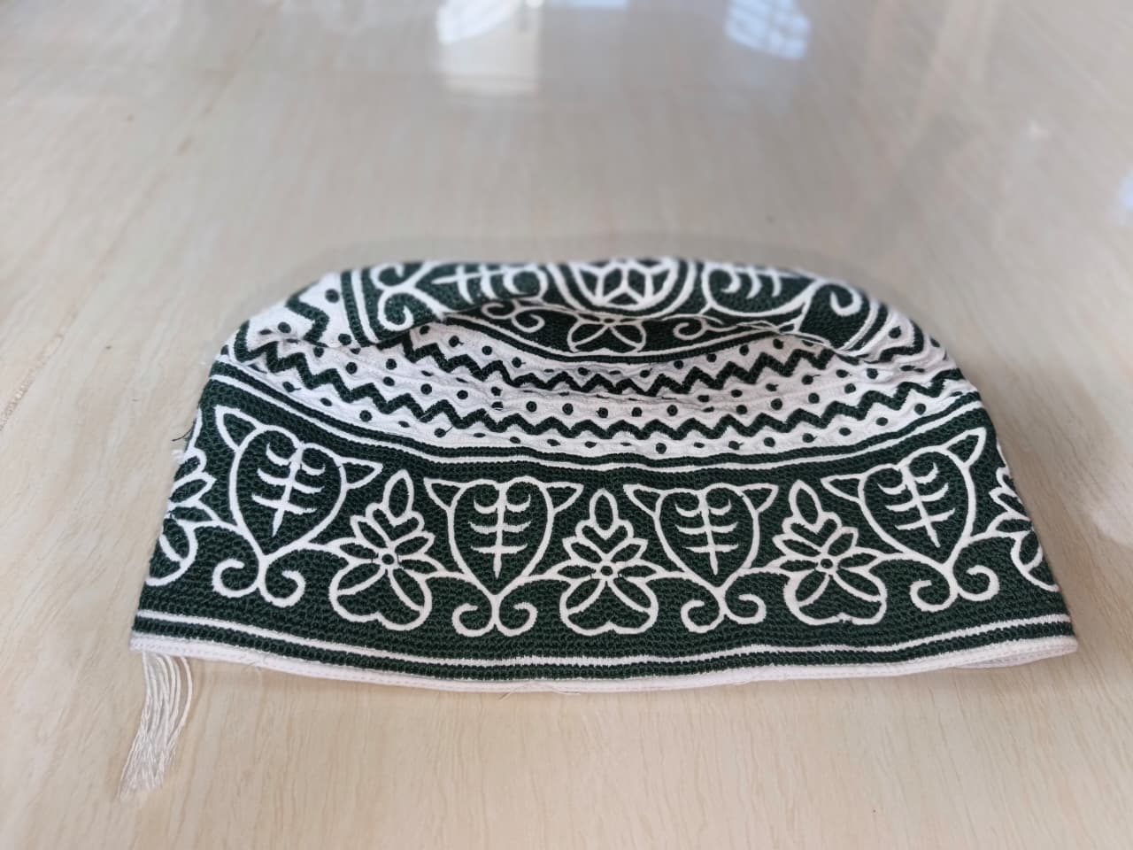 White Omani Caps Wholesale Supplier