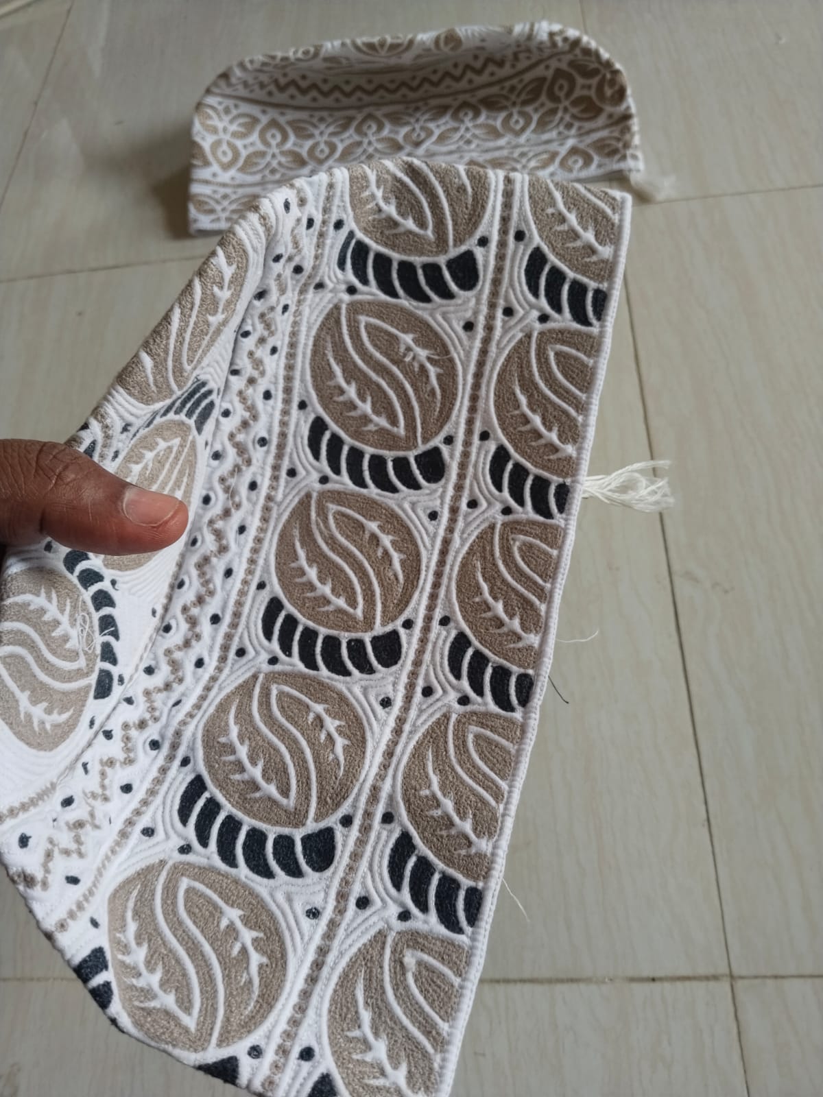Luxury White Muslim Cap with Exclusive Omani Embroidery